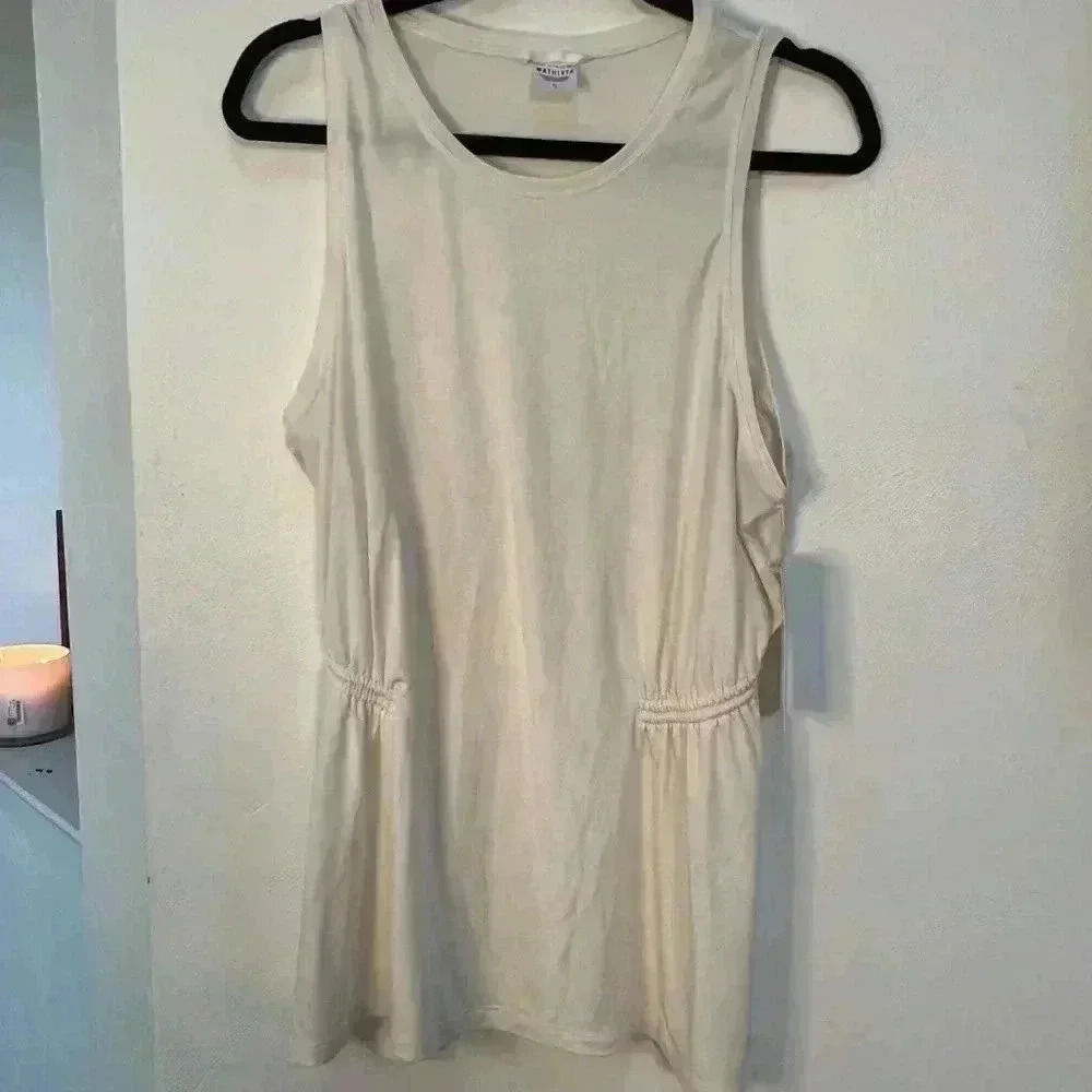 NWT Women’s Athleta Air out cinch tank Cream Color  size XL